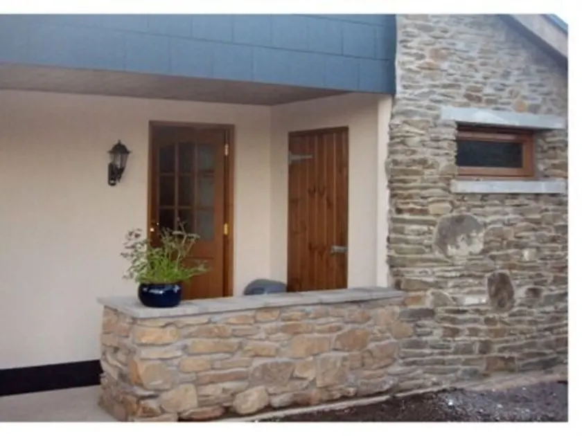 The Stables at Brook House - Image 1