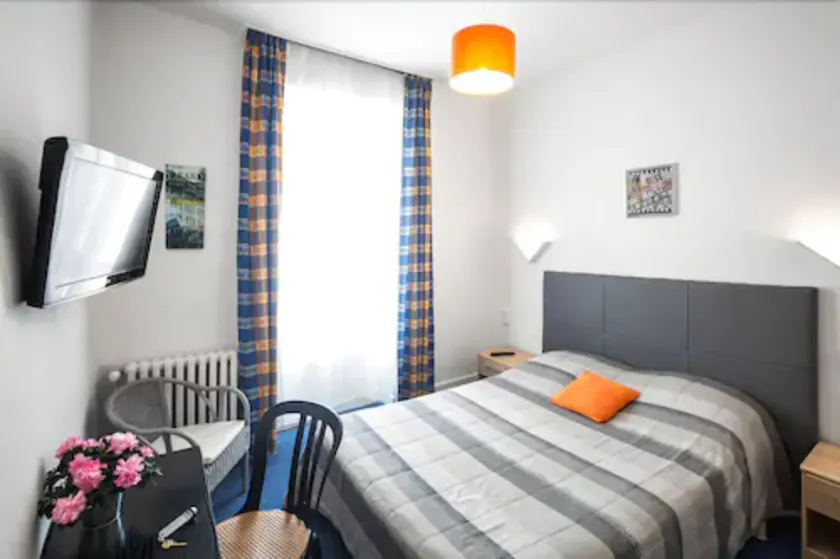 De Naples - Image 1