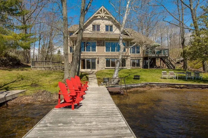 Endless Summers ~ Fabulous Oasis With a Designers Touch! - Image 1
