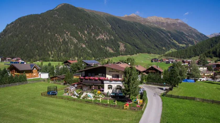 Appartementhaus Staff - Image 1