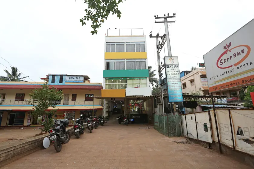 Midway Inn - Image 1