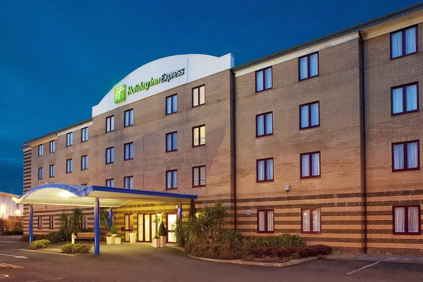 Holiday Inn Express Greenock, an IHG Hotel - Image 1
