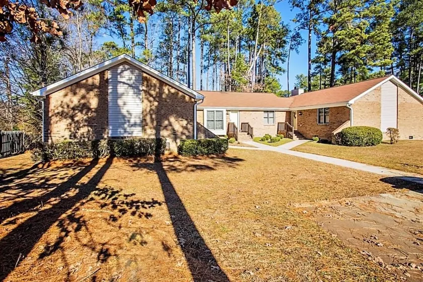 The Coronation Guest House - Image 1