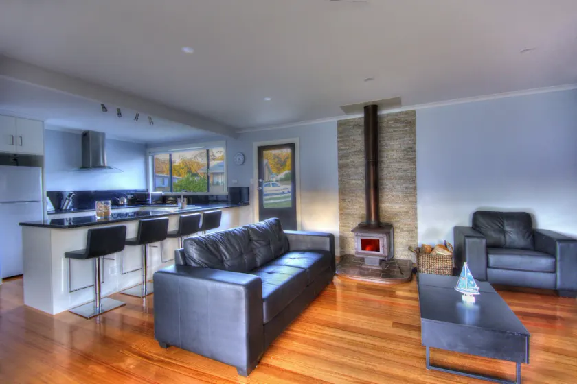 Muirs Beach Retreat - Image 1