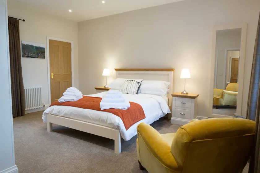 Stylish Apartment with Magnificent Views of Cumbrian Countryside - Image 1