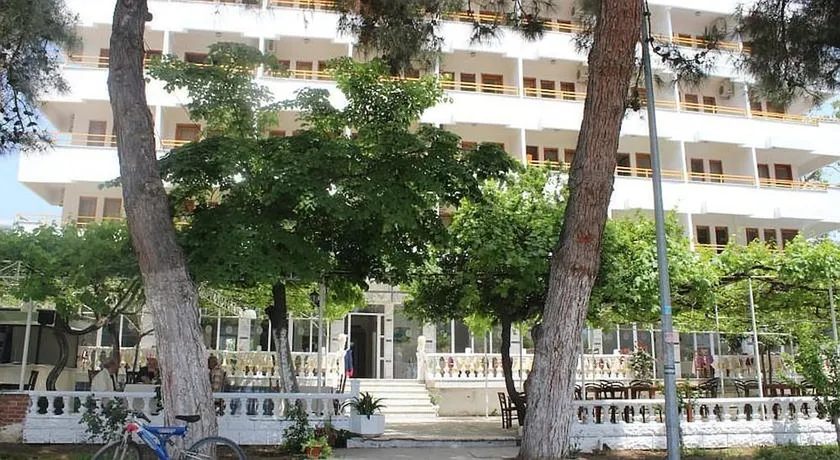 Tuana Hotel - Image 1