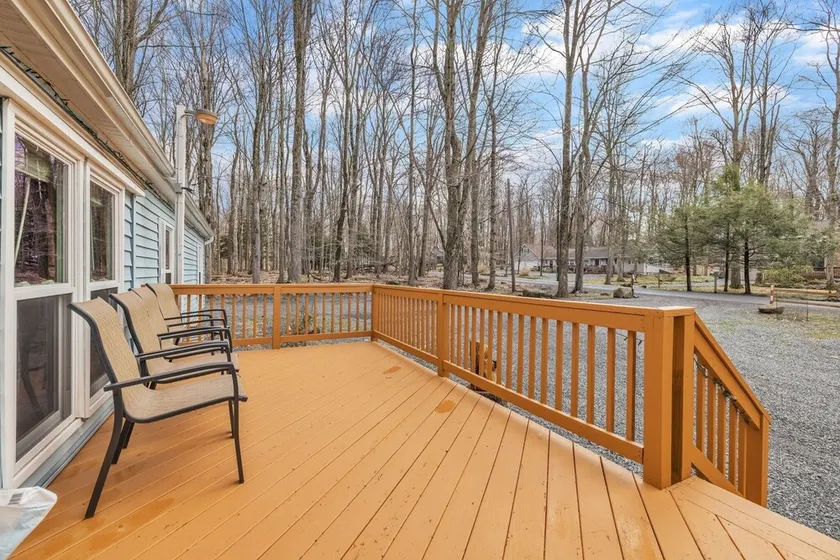 Pocono Family Home With Lake Access & Fire Pit! Pet Friendly! 3 Bedroom Cabin by Redawning - Image 1
