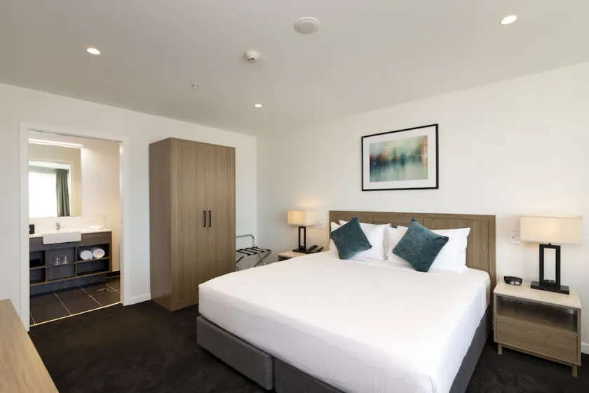 Nesuto Stadium Apartment Hotel - Image 1