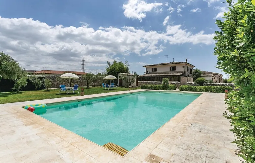 Villa Mara - Image 1