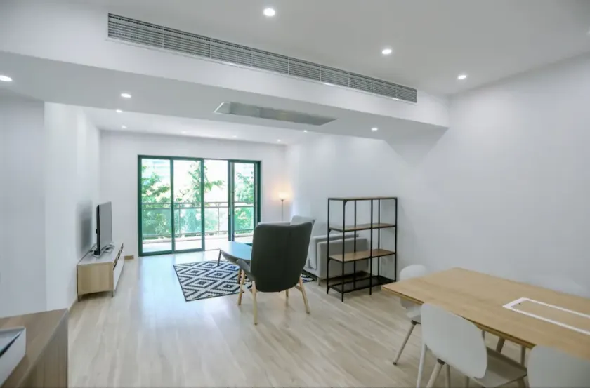 Shanghai Lujiazui Service Appartment - Image 1