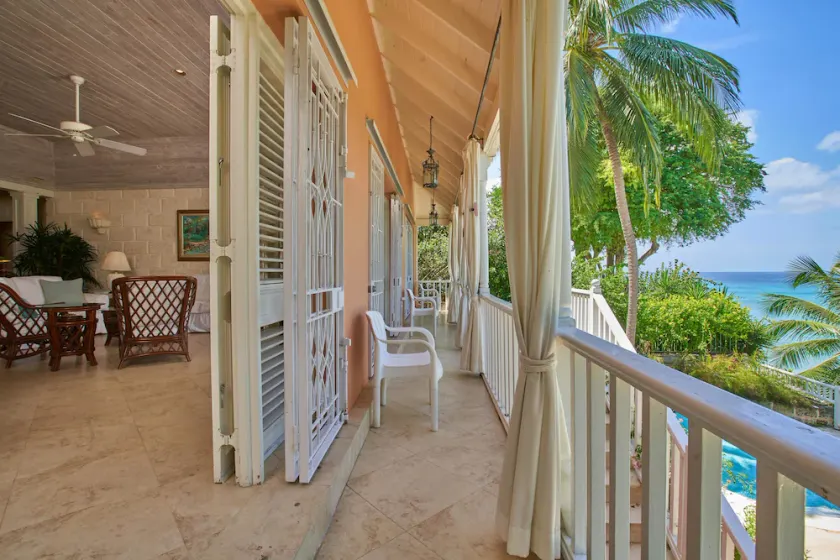 Luxury Beach Front Villa Estate - Image 1