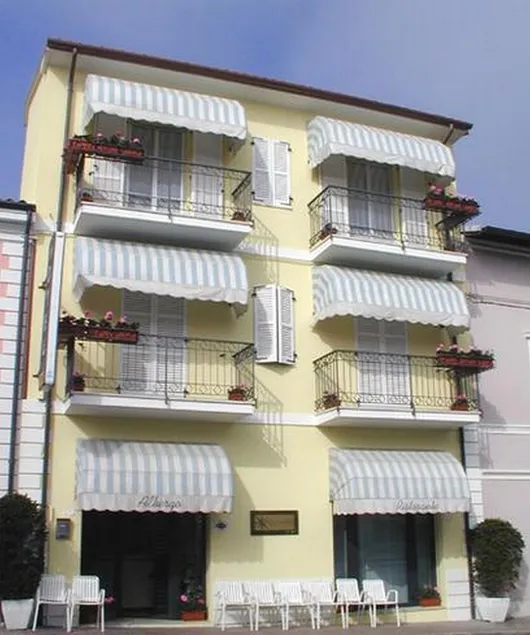 Stella Hotel - Image 1