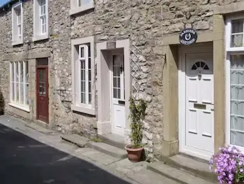 Bridle Cottage - Image 1