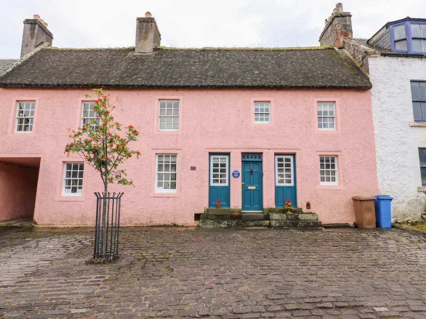 Shortbread Cottage - Image 1