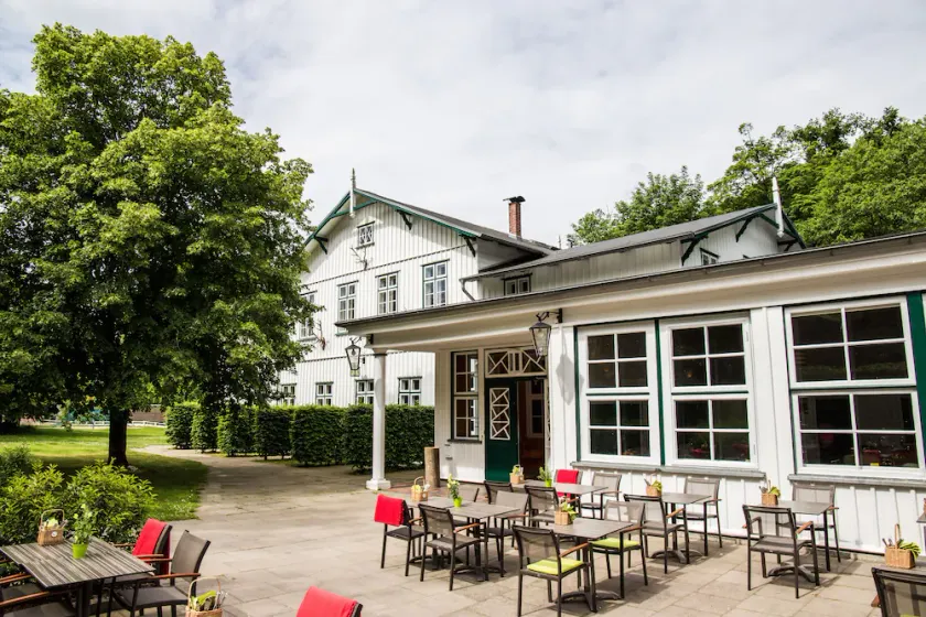 Forsthaus Friedrichsruh - Image 1