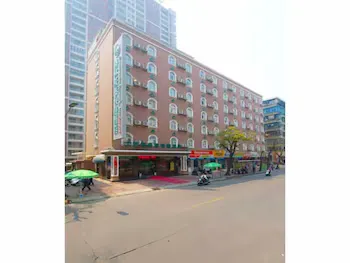 GreenTree Inn Guangdong Shantou Changping Road Express Hotel - Image 1