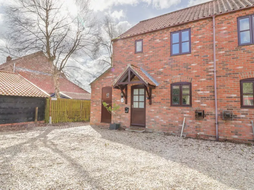 Swallowtail Cottage - Image 1