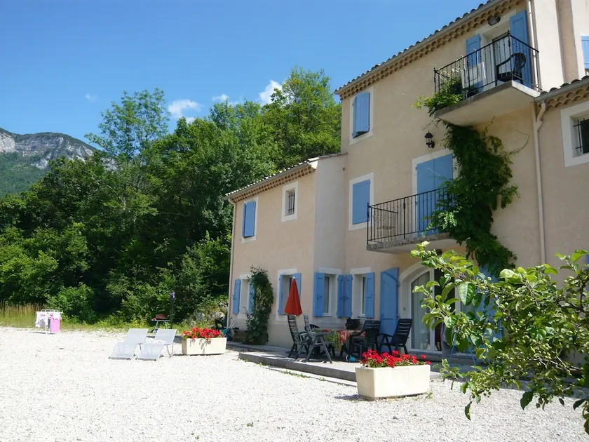 Domaine La Pique - Image 1