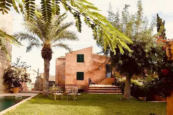 Casa Historica Al Lado Del Mar - Image 1
