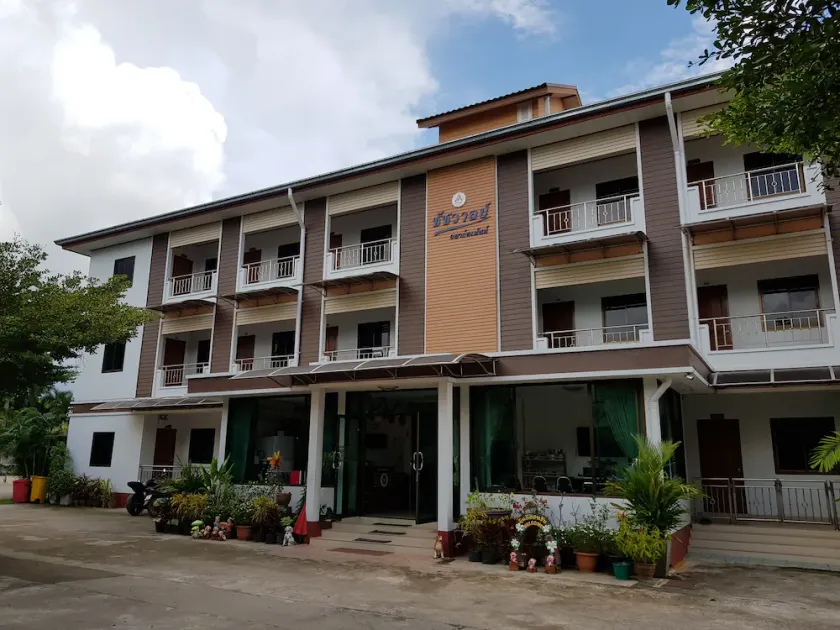 Chatchawan Apartment - Image 1