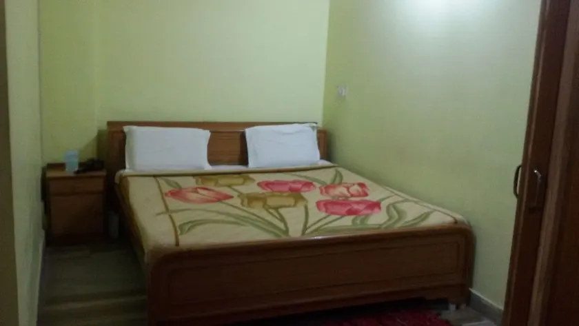 Hotel Divya - Image 1