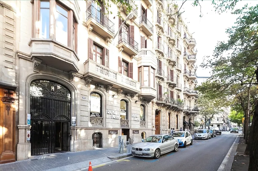 Look Barcelona Rooms & Apartments - Image 1
