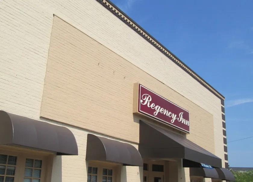 Regency Inn Fayetteville/Fort Bragg - Image 1
