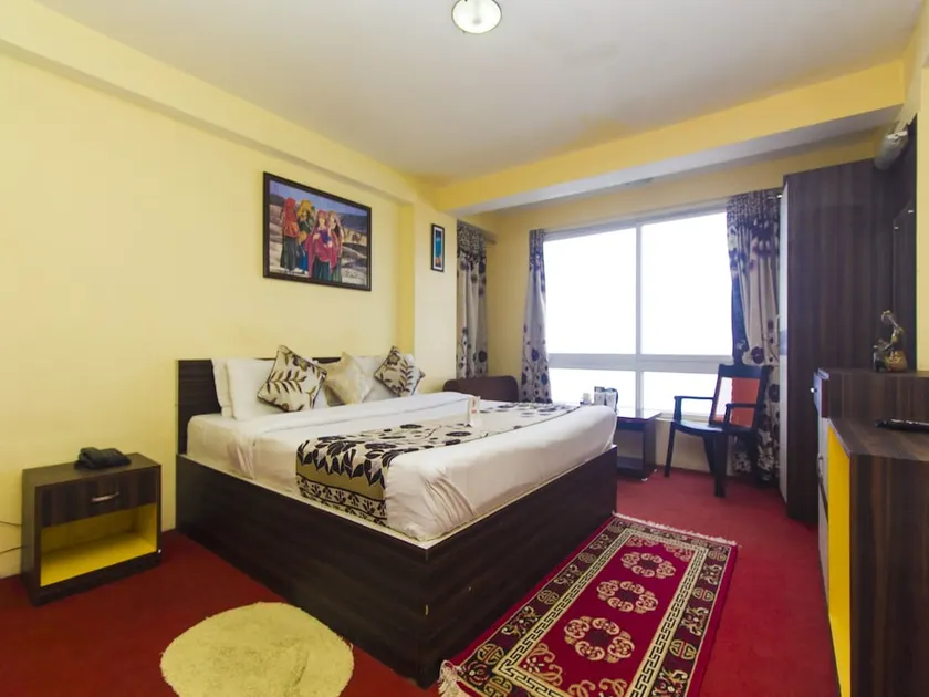 Hotel Golden Wind Horse - Image 1
