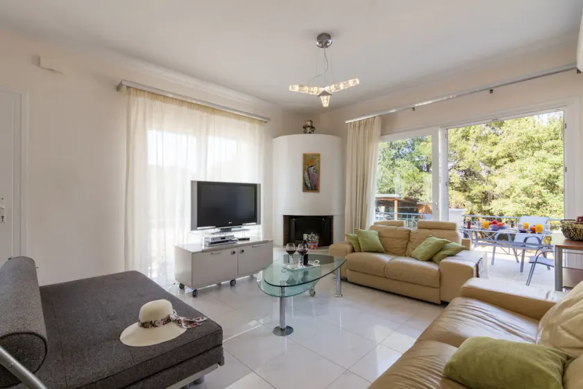Marina Gouvia Family Villa - Image 1