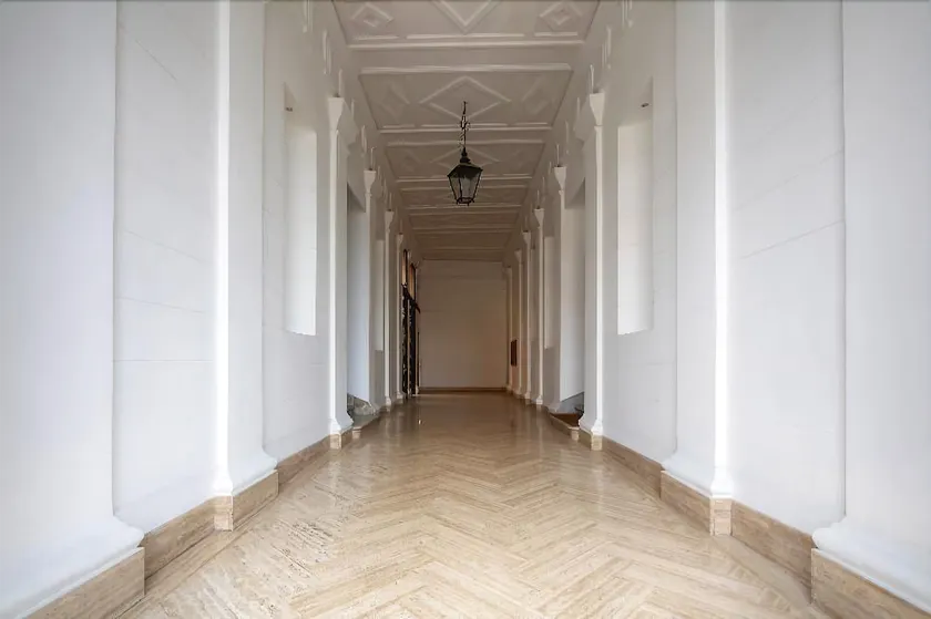 Maximus Residence - Image 1