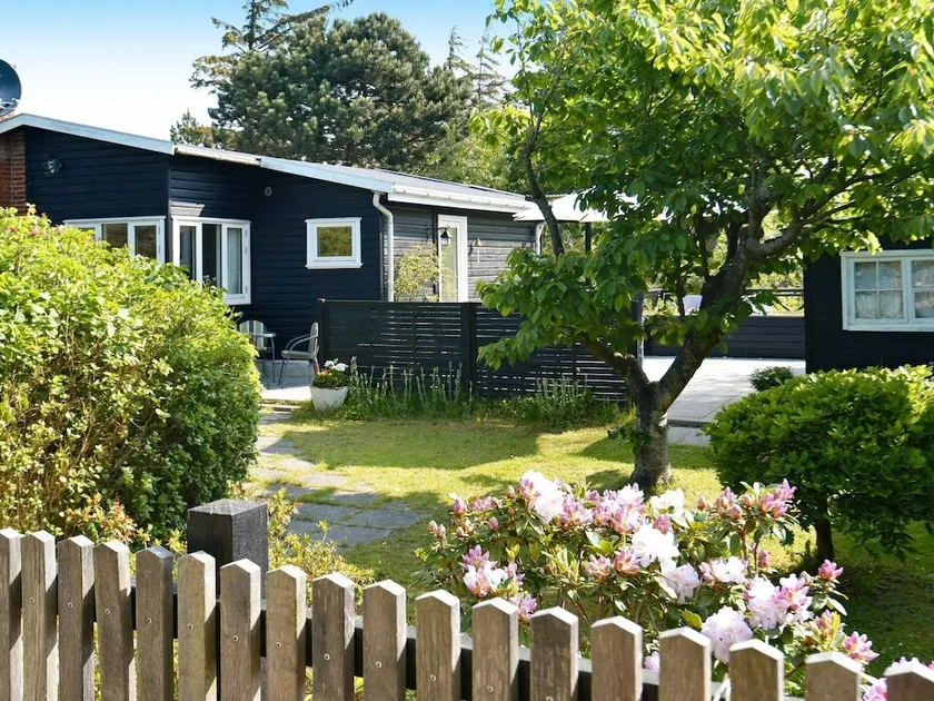 Chic Holiday Home in Hovedstaden Near Sea - Image 1