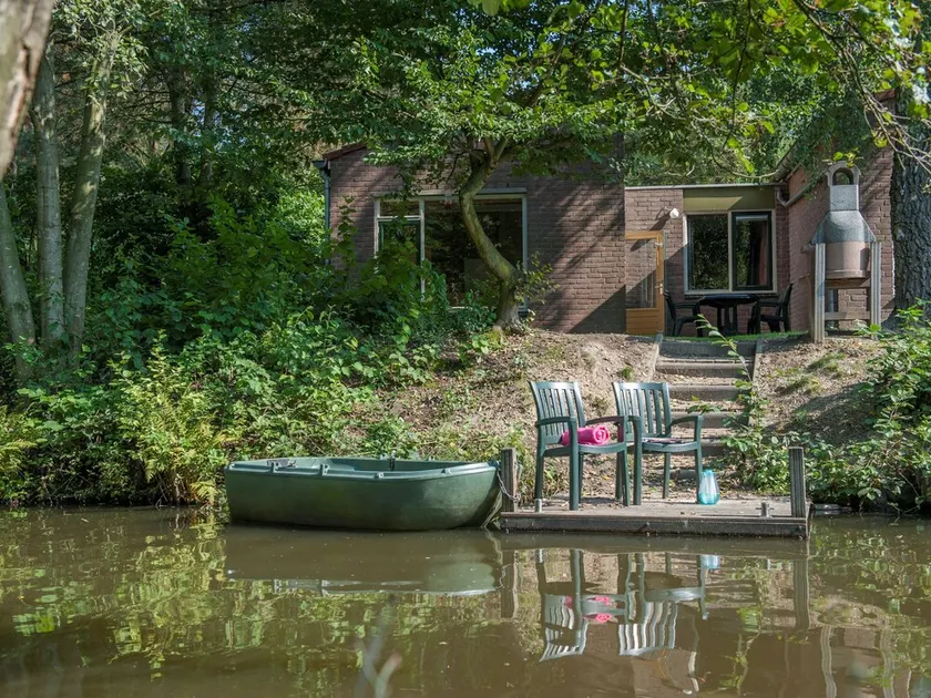 Well furnished bungalow with microwave near a nature reserve - Image 1
