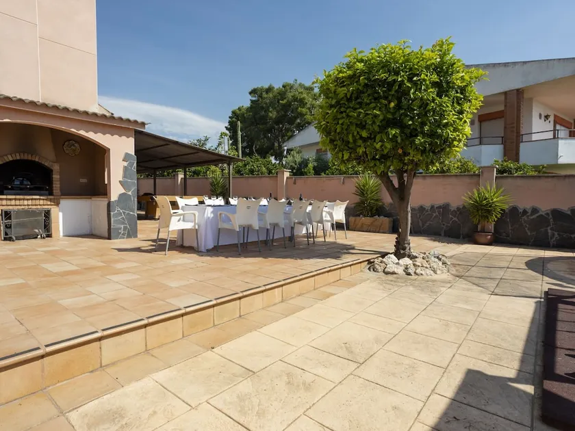 Familienorientiertes großzügiges Ferienhaus mit Grill, Terrasse und Garten | Meerblick | Hunde erlaubt - Image 1