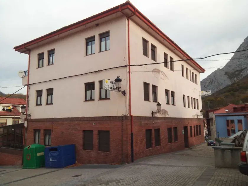 Albergue San Martín de Teverga - Image 1