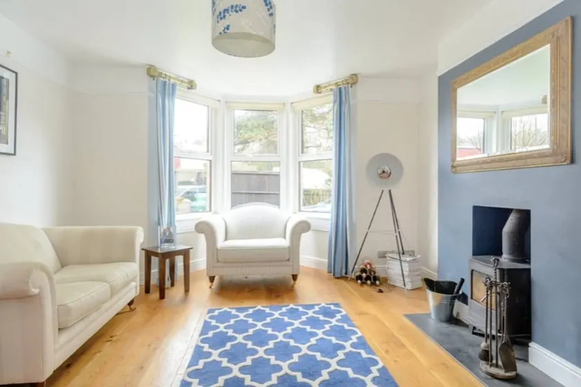 3 Bedroom House With Parking in Bath - Image 1