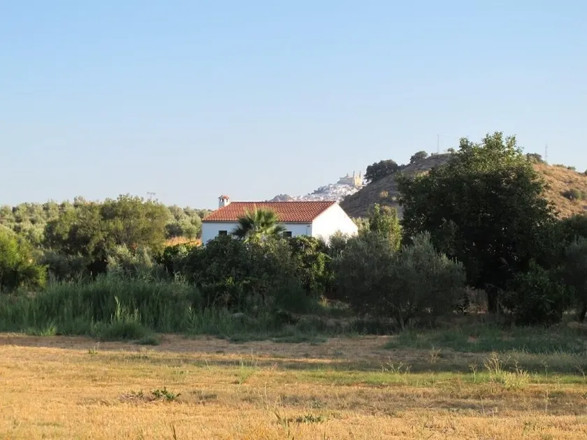 Ferienhaus mit Pool, Garten und Terrasse - Image 1