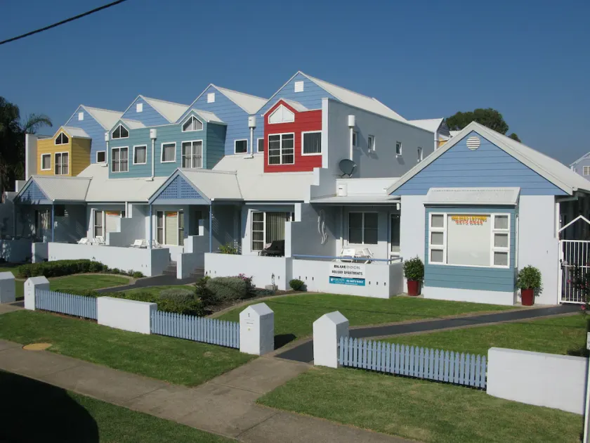 Bluedock Apartments - Image 1