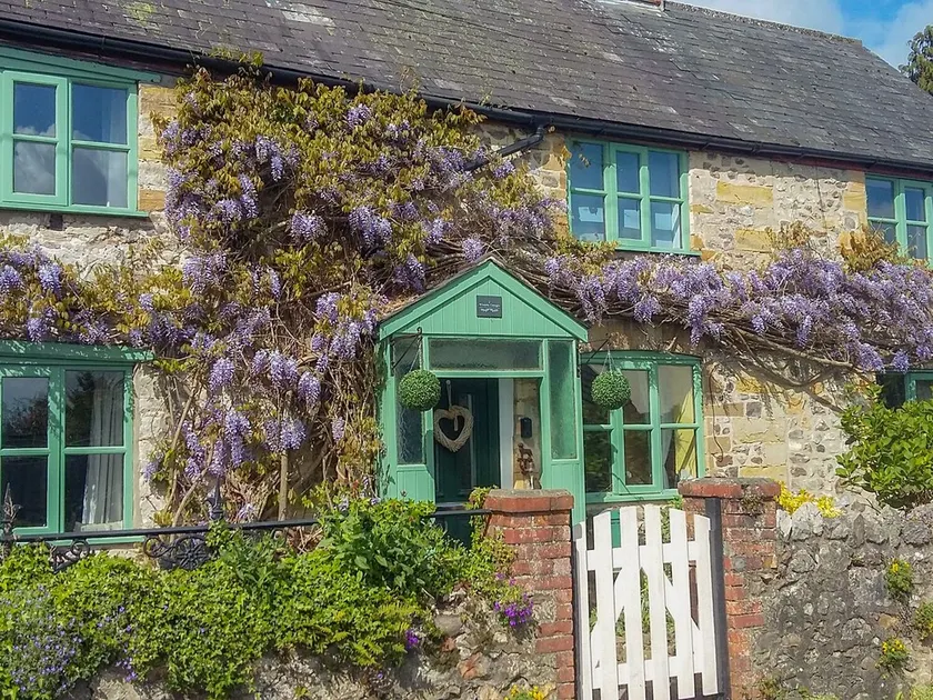 Wisteria Cottages - Image 1