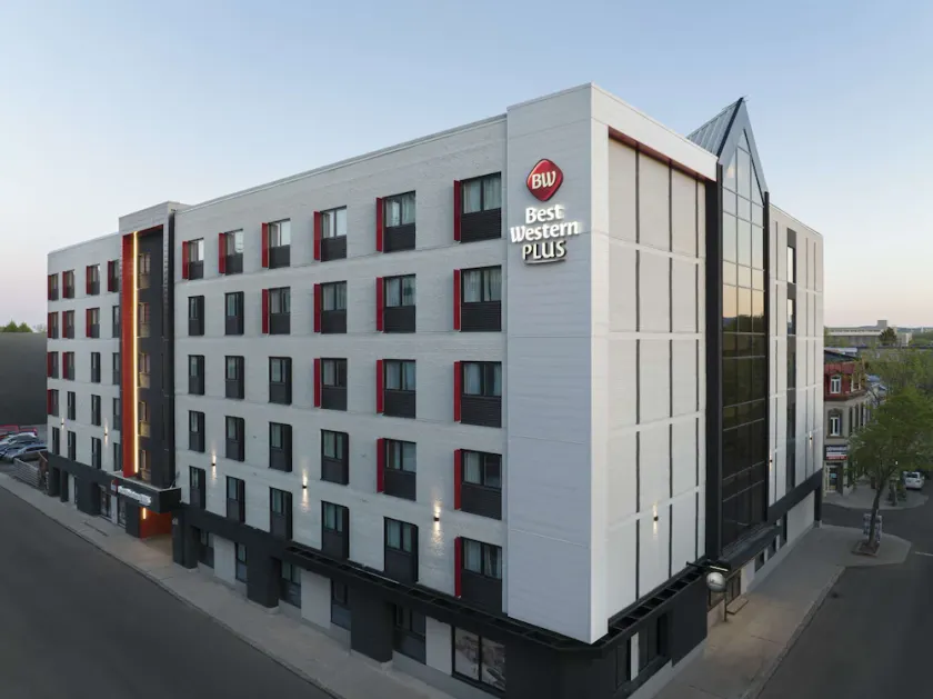 Best Western Plus City Centre/Centre-Ville - Image 1