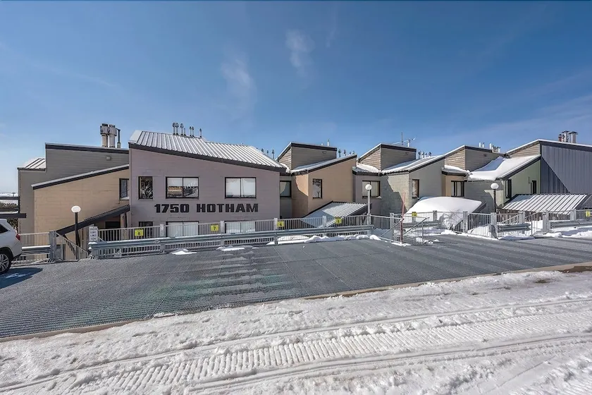 Hotham 1750 11 - Image 1