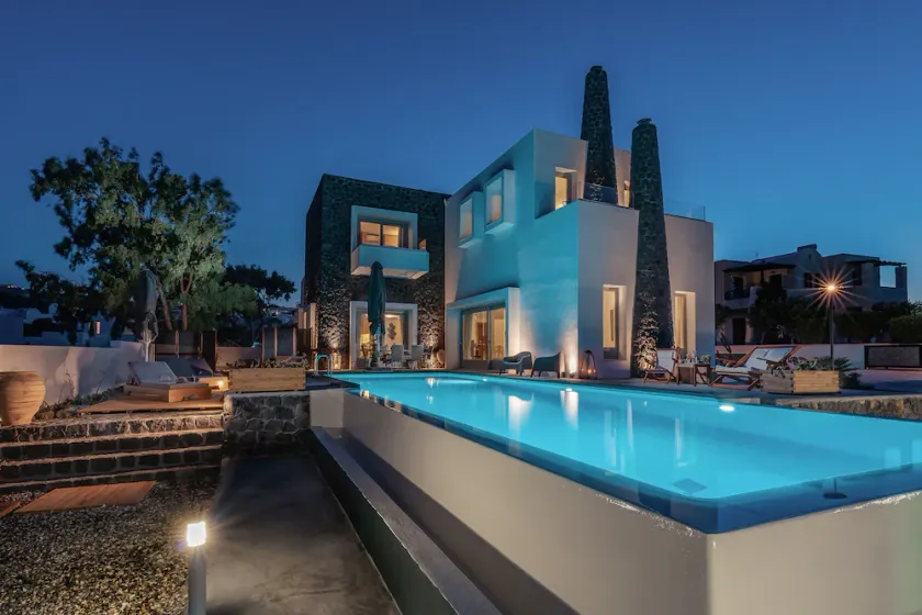 Kaminos Luxury Villa - Image 1