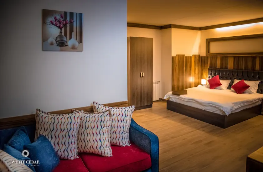 White Cedar Hotel - Image 1
