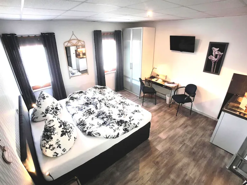 Gästezimmer am Burgplatz - Image 1
