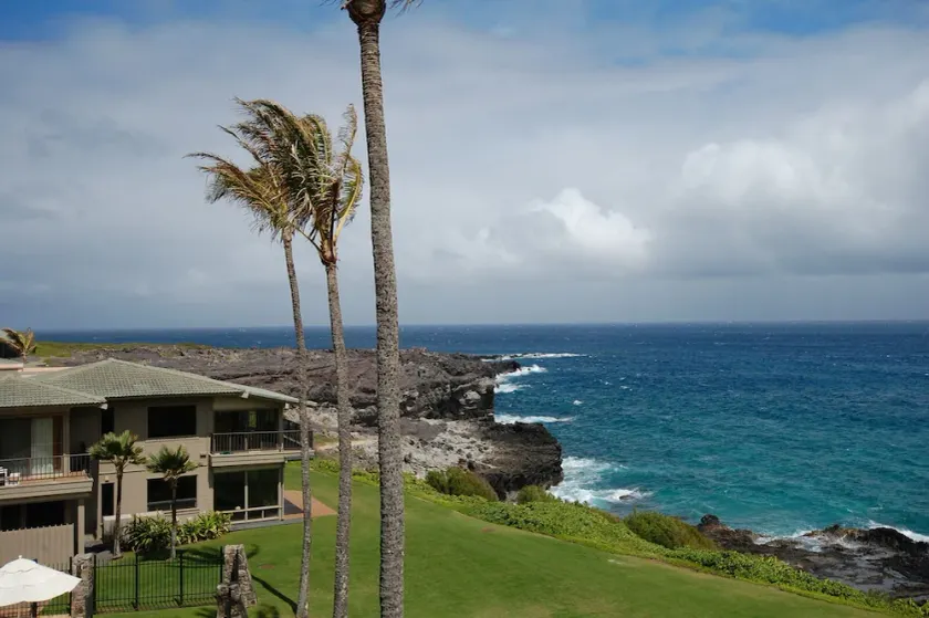 Kapalua Bay Villa 23B3 Ocean Front - Image 1