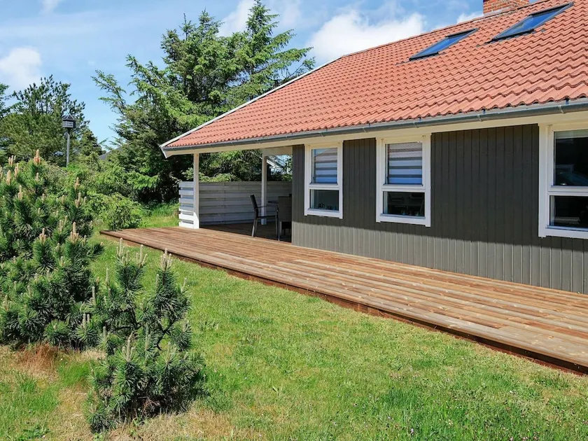 Spacious Holiday Home in Thisted Denmark With Sauna - Image 1