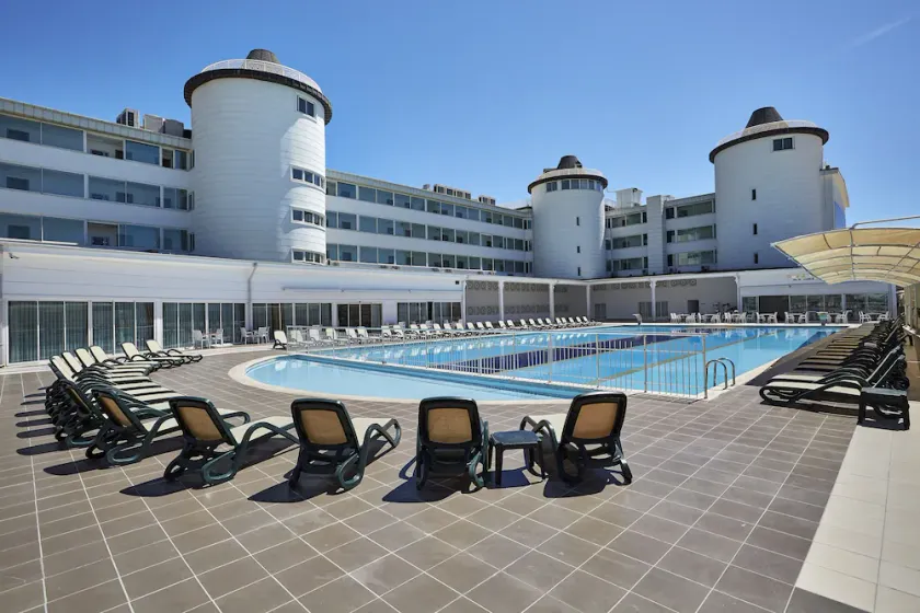 Zeyda Kemer Hotel - Image 1