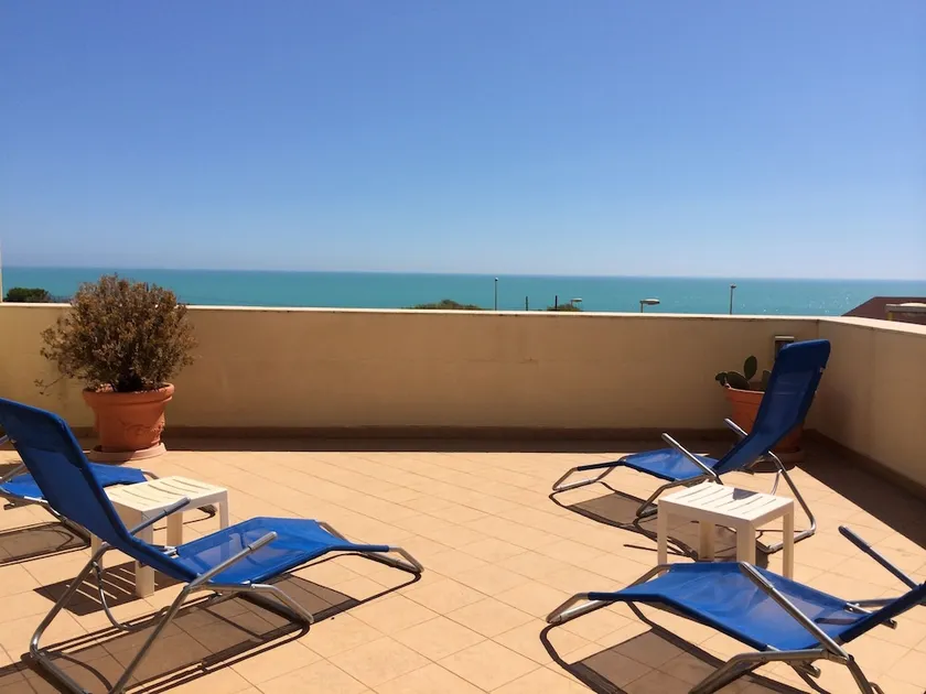 B&B Arcadias - Image 1