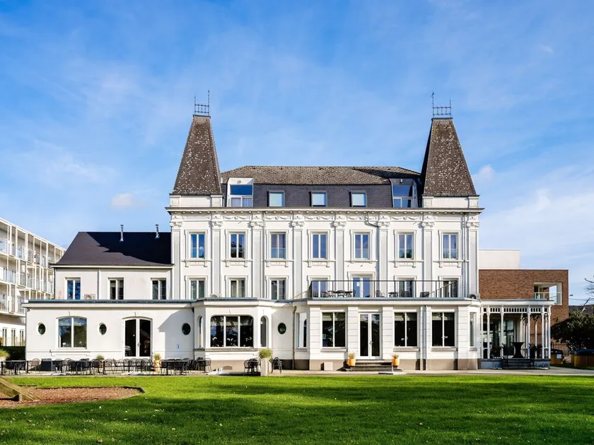 Hotel L'O De Vie - Image 1