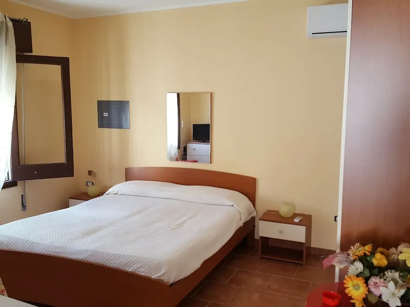 Dante Apartment - Image 1