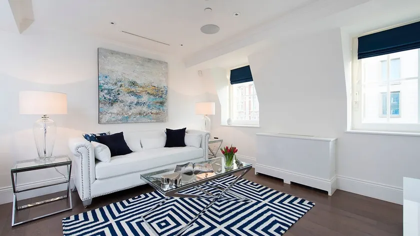 Contemporary 2 Bed Flat- Heart of Covent Garden - Image 1